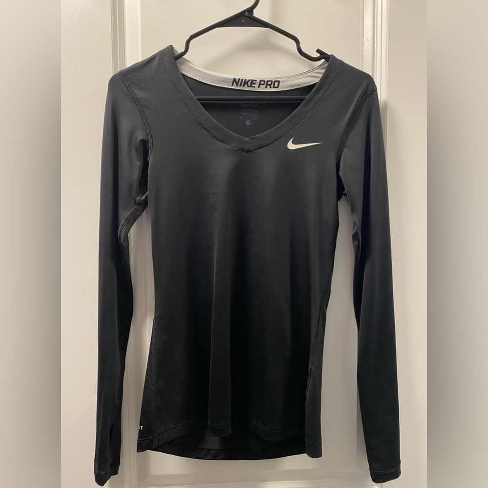 NIKE PRO Women's Dri-fit Black long sleeve top/shirt  size S